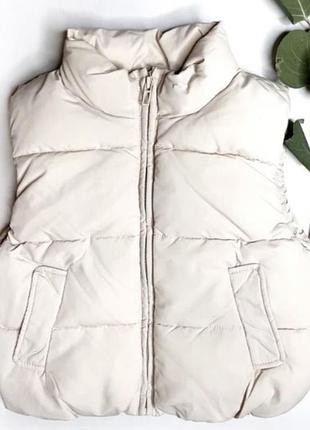 Жилетка для дівчинки zara молочного кольору, 4-5 років, розмір 110