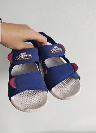 Сандалі adidas marvel super herо сині
