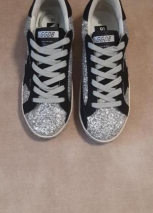 Кросівки golden goose superstar чорні з сріблястими блискітками