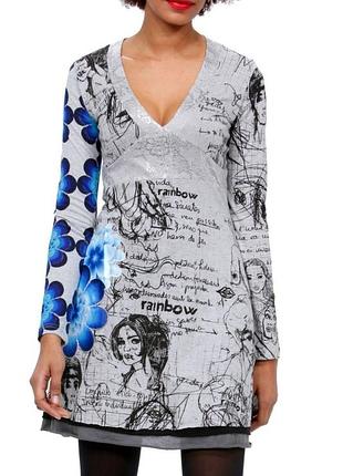 Платье desigual трикотажное серое с принтом