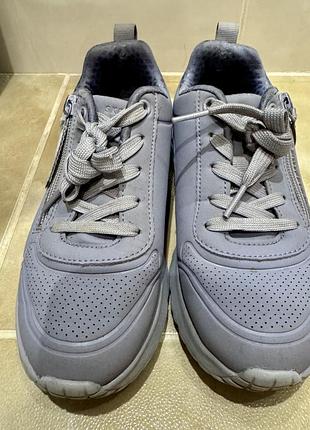 Кросівки для дівчинки skechers сірі демісезонні