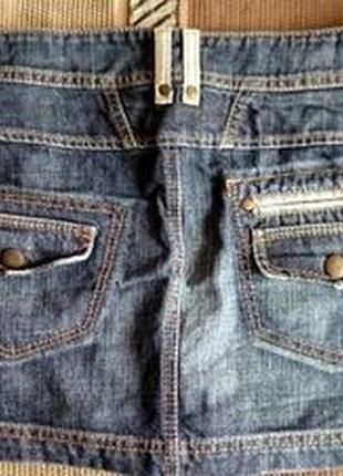 Короткая джинсовая юбка, размер с,на возраст 12-16 лет2 фото