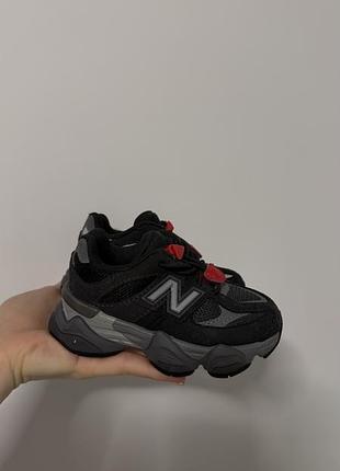 Кросівки new balance 9060 чорні з червоним