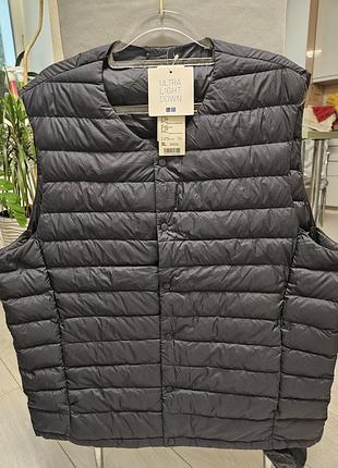 Новый черный пуховый мужской жилет uniqlo xl