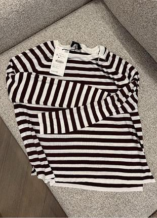 Смугастий жіночий светр із тонкого трикотажу zara розмір м