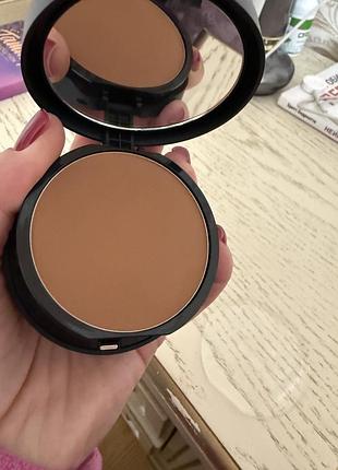 Пудра для обличчя  bare minerals 4