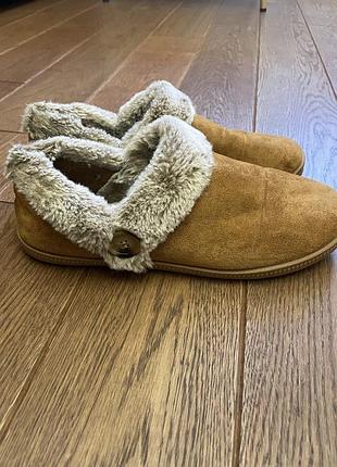 Хутряні черевики skechers