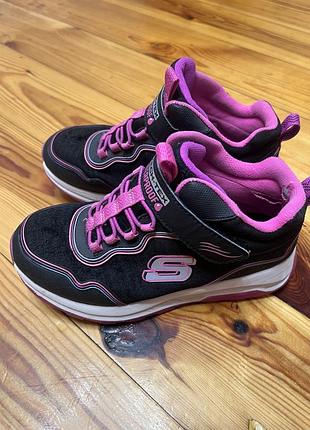 Черевики для дівчинки skechers чорно-рожеві