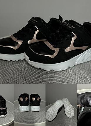 Кросівки для дівчаток skechers чорні з золотистим, розмір 31