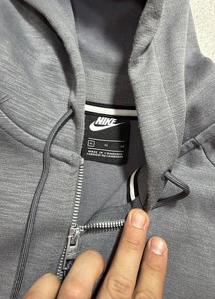 Зіпка nike nike tech 3