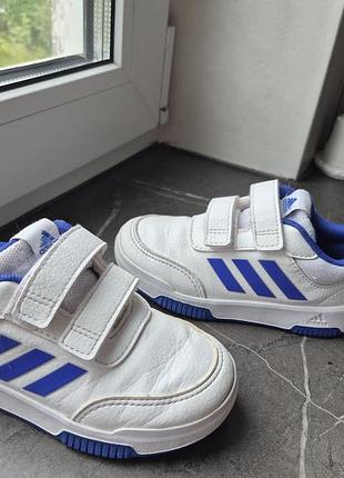 Кроссовки adidas
