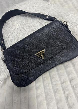 Сумка для жінок guess чорна з монограмою
