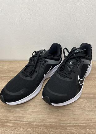 Кросівки чоловічі nike quest 5 чорний