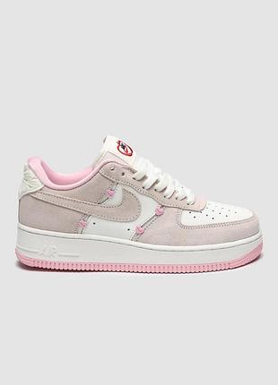 Кросівки жіночі nike air force 1 low "valentine's day" рожеві, білі, розміри 36-40, матеріал шкіра, замша