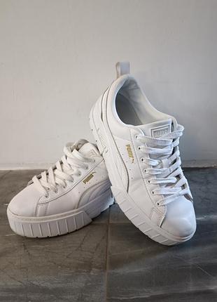 Кросівки жіночі puma білі шкіряні на платформі