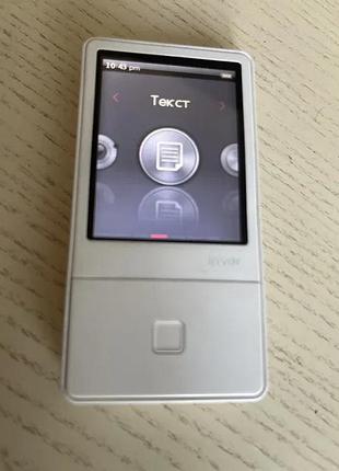 Mp3-плеер iriver e100 на 8 гб со слотом для карты памяти