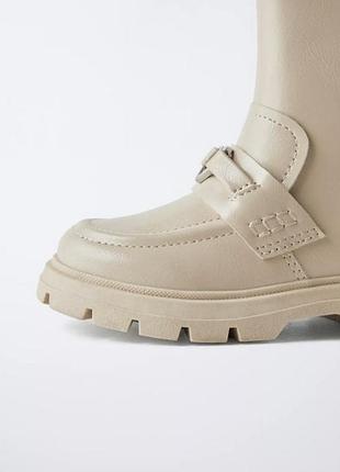 Дитячі бежеві черевики zara 2