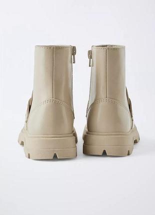 Дитячі бежеві черевики zara 4