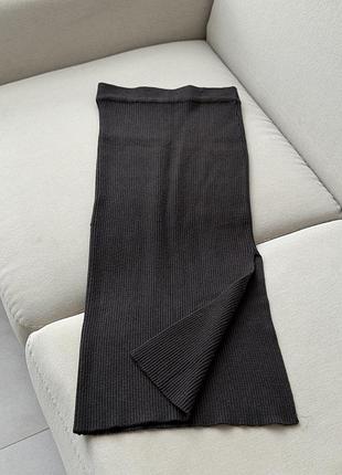 Спідниця zara тепла в рубчик з розрізом