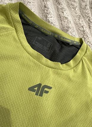 Спортивна футболка чоловіча 4f для бігу салатова