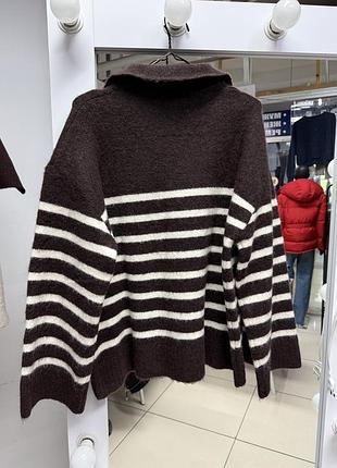 Плотный тёплый свитер. amisu. 2