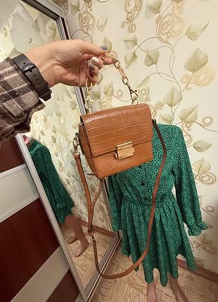 Риженька дуже гарна сумочка 👝 нова🧚🏽‍♀️👑