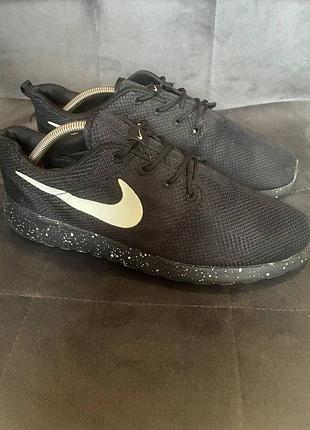 Кроссовки nike roshe run 2