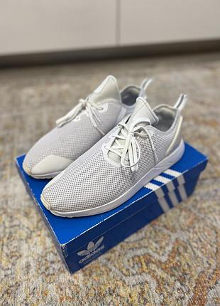 Кросовки adidas original us 44 2/3 2