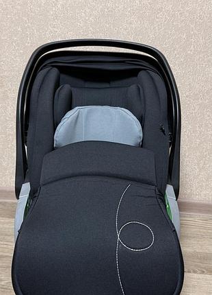 Автокрісло carello vega chilax
