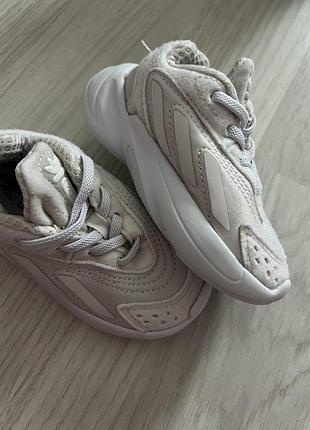 Кросівки для дітей adidas, білі, розмір 21