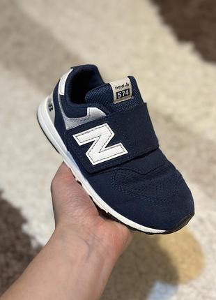 Оригінальні дитячі кросівки new balance 27 розмір (16.5 см) б/в