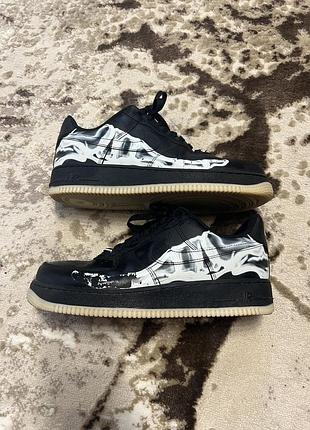 Кросівки nike force чорні з білим принтом