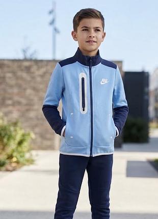 Кофта на замку nike