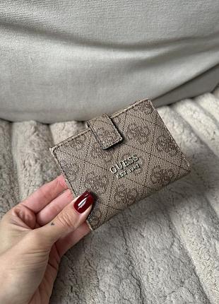 Гаманець guess