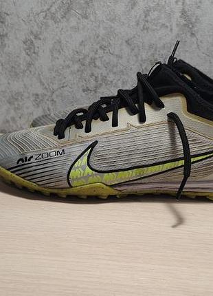 Продам футбольні сороконіжки nike air zoom