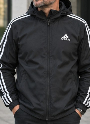 Мужская спортивная куртка adidas performance essentials черная с капюшоном (size m, 48–50 / m–l)