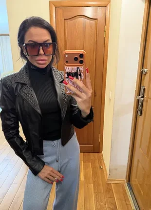 Куртка кожаная bebe 4