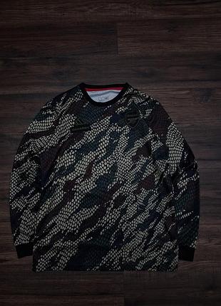 Футбольна форма чоловіча adidas x maharishi x arsenal fc лонгслів камуфляжний