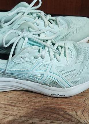 Беговые кроссовки asics