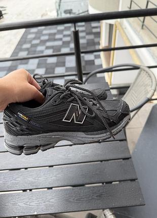 Кросівки чоловічі new balance демісезонні чорні 40 розмір 25 см
