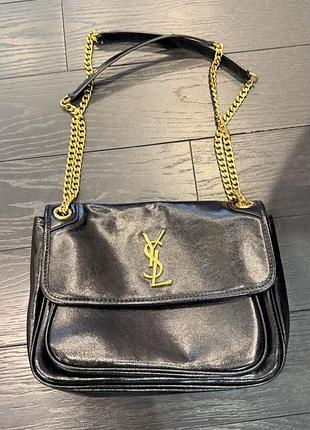 Сумка жіноча saint laurent чорна з фактурної екошкіри, золота фурнітура