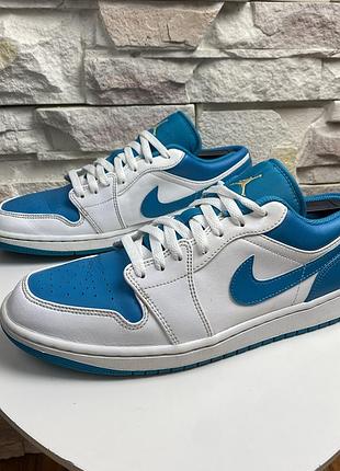 Оригінальні кросівки air jordan 1 low