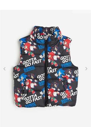 Жилетка тепла для хлопчика h&m sonic чорна 98/104 ( треба підшити)