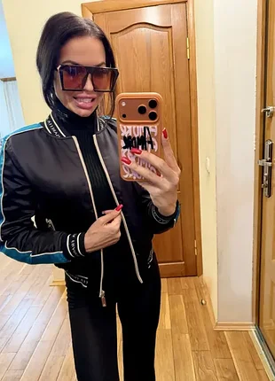 Бомбер elisabetta franchi 4