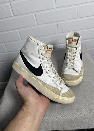 Nike женские кожаные кроссовки размер 38