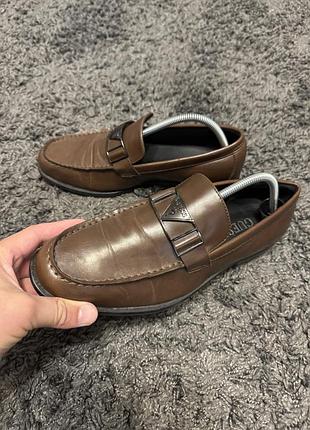 Оригінальні лофери guess шкіряні