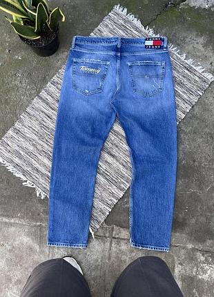 Вінтажні сині джинси tommy hilfiger dad regular джинси в потертому стилі з маленьким вишитими логотипами