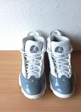 Класні хайтопи кросівки jordan 35 р. устілка 22,5 см.