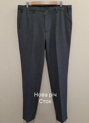 Нові чоловічі костюмні брюки m&s сірого з блакитним відливом кольору, w38 l33 (наш 52)
