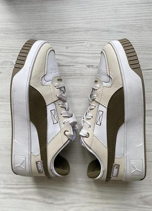 Кросівки жіночі puma carina street vtg білі, хакі, розмір eu 39, довжина устілки 25 см